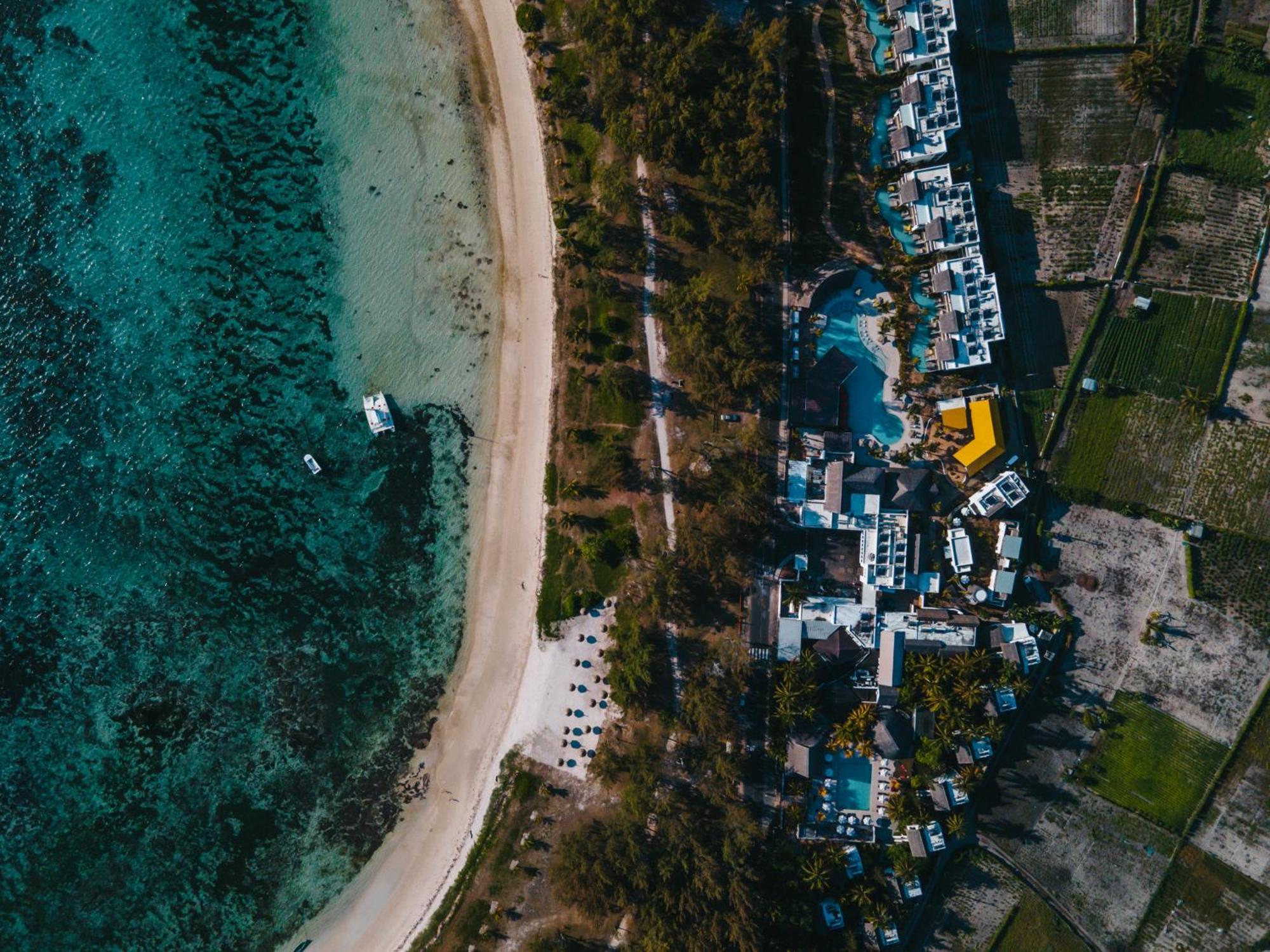 Emeraude Beach Attitude (Adults Only) Belle Mare Exterior foto