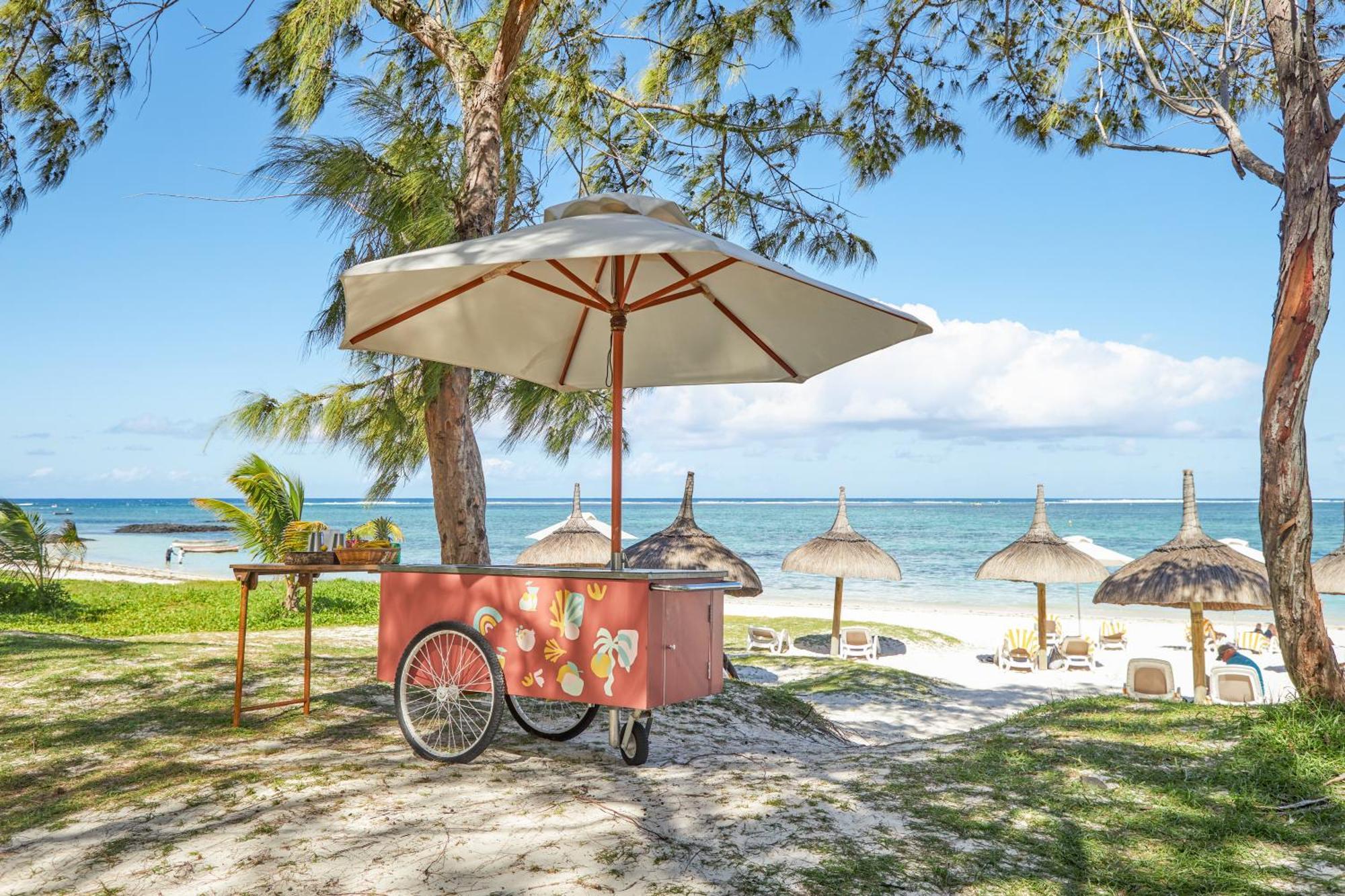 Emeraude Beach Attitude (Adults Only) Belle Mare Exterior foto